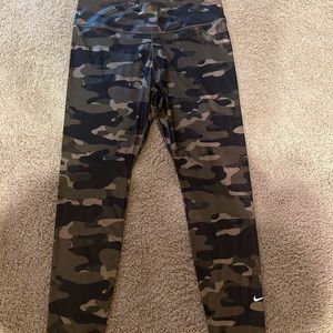 WOMENS Nike Leggings